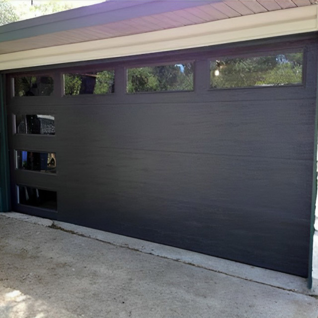 Modern Residential Automatic Garage Door