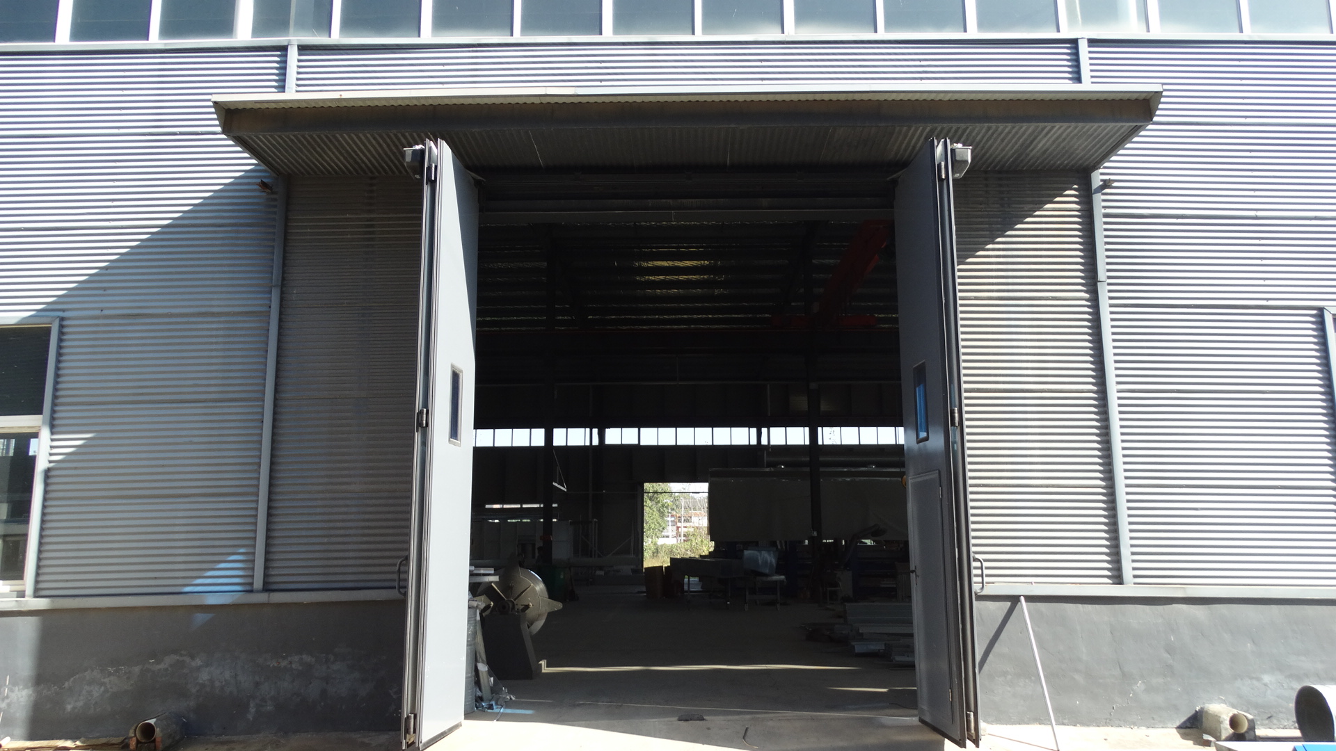 Luoyang YUOU Industrial folding door