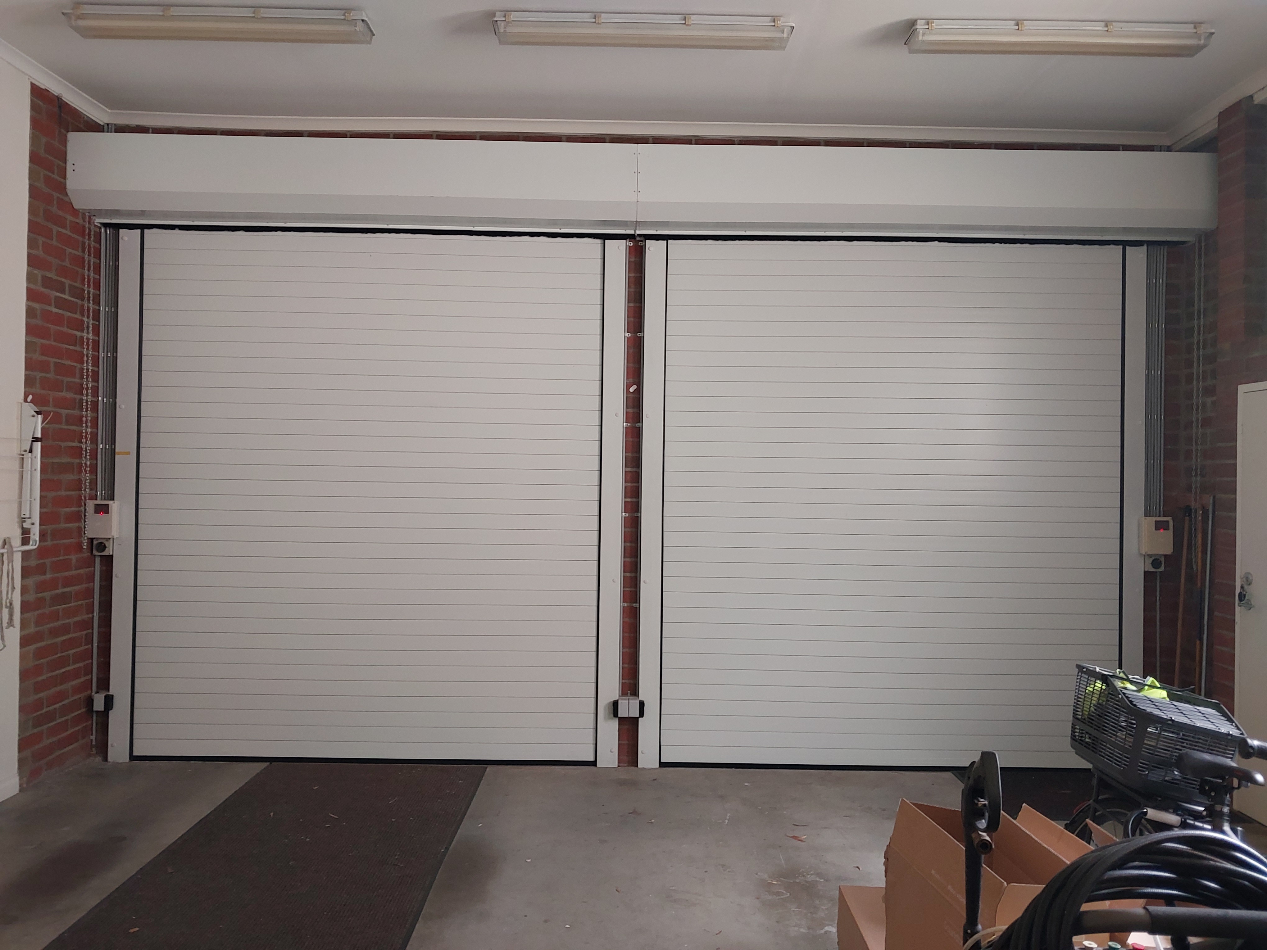 roll up garage door