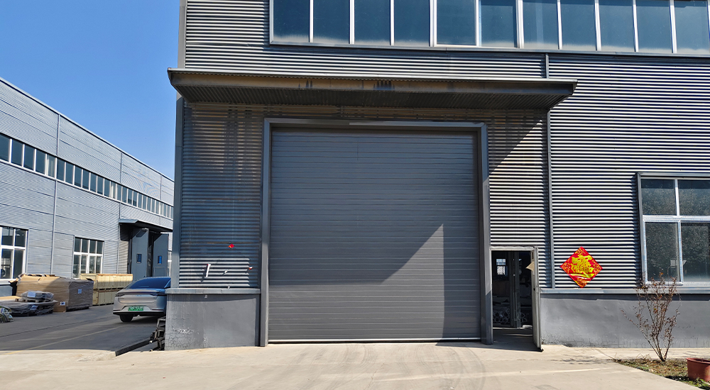 industrial sectional door