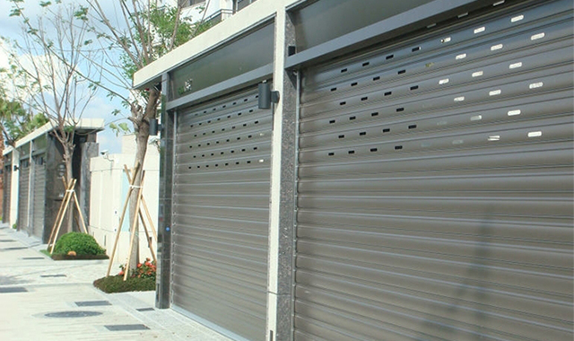 Aluminum alloy roll up door